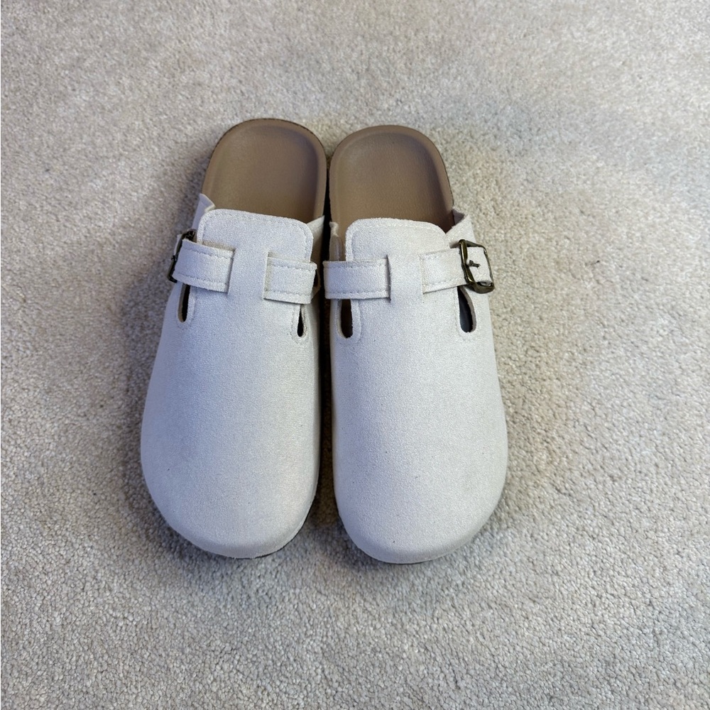 Light Cream Clogs Size 38 - Picture 3 of 8
